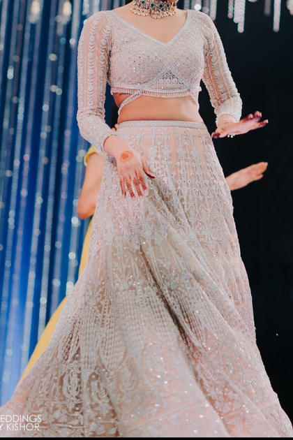 Falguni lehenga clearance