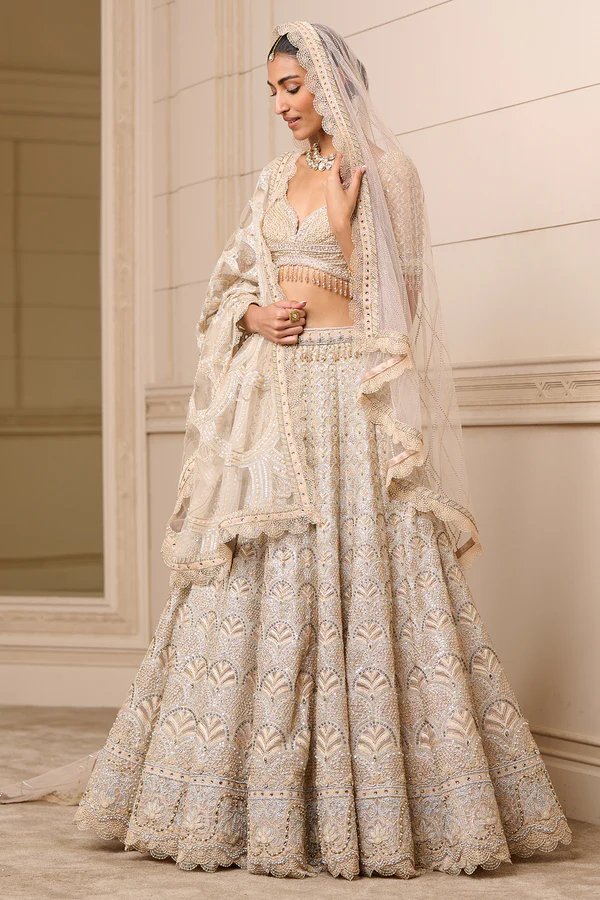 Tarun Tahiliani ivory embellished lehenga – Kuro Clothing India