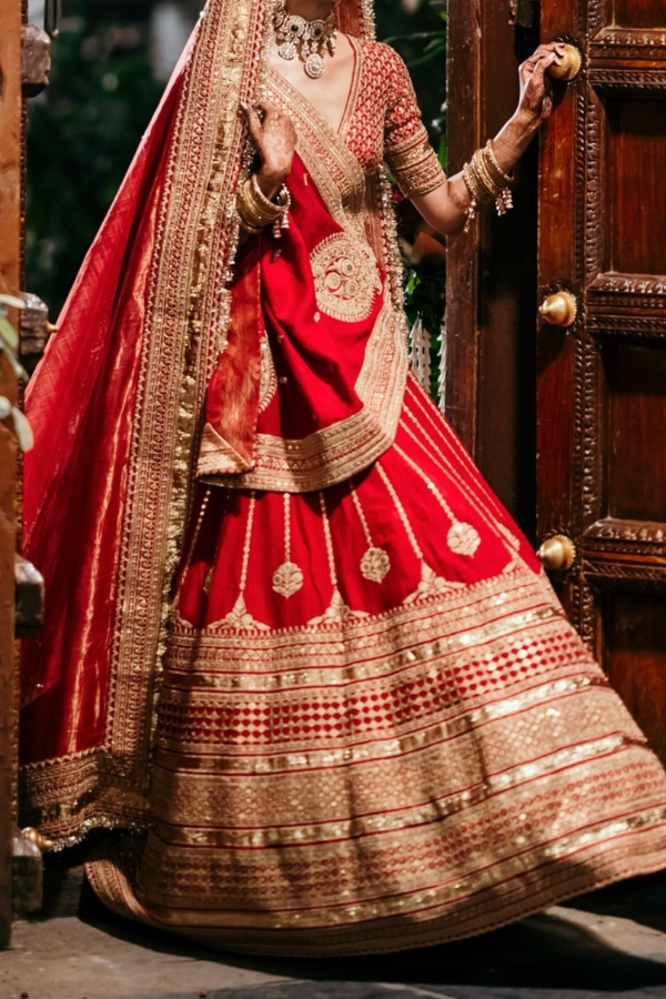 Sabyasachi Sarees Sabyasachi Bridal Lehenga Starting Price Wedding