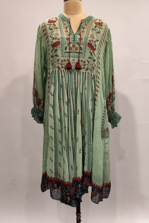 slim fit dress slacks Anita Dongre Green Dress – Kuro