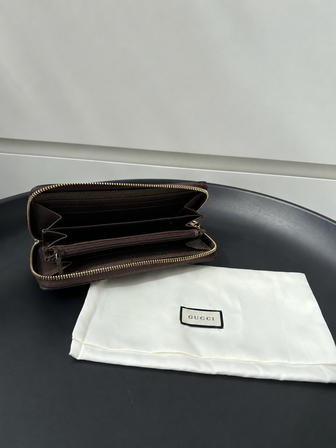 Gucci Ophidia zip around wallet