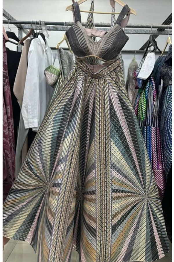 Amit aggarwal gown