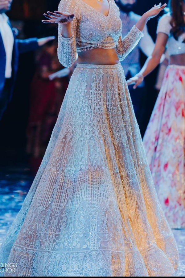 Falguni shane peacock hot sale lehengas online