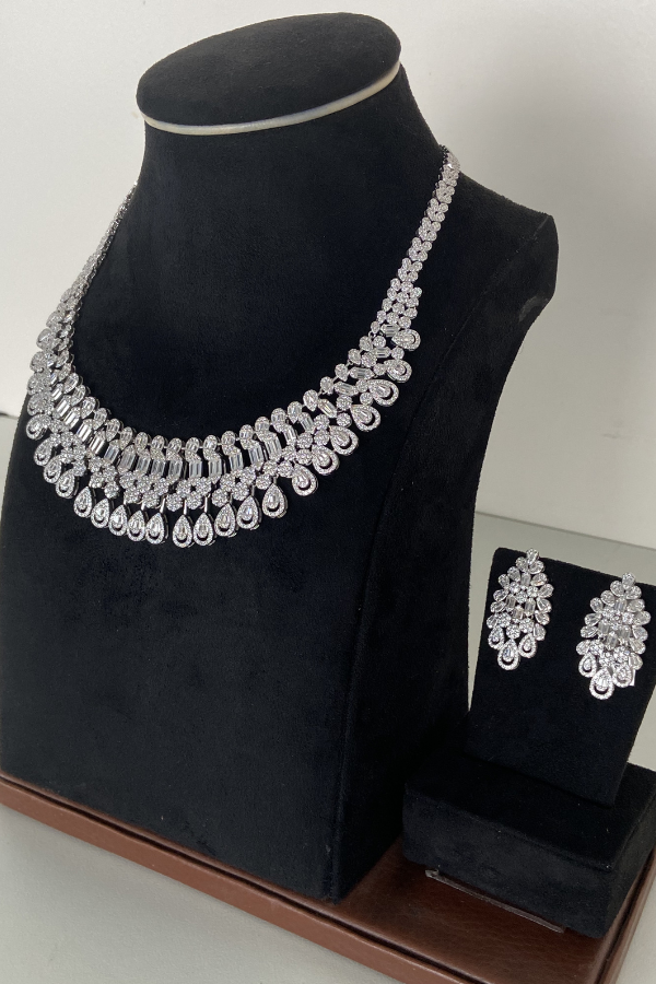 Crystal Neckalce set
