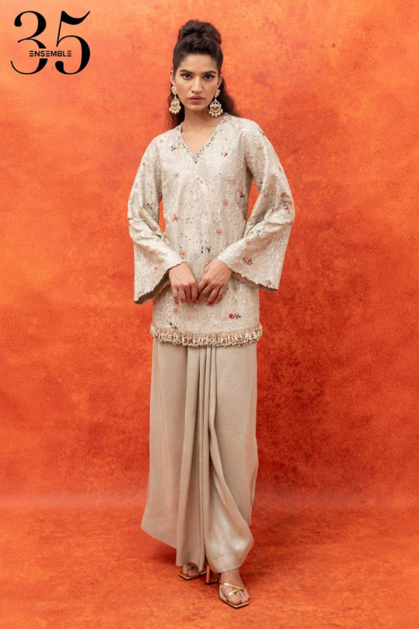 Anamika Khanna Gunmetal embellished silk kurta set