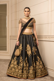 Tarun Tahiliani LEHENGA WITH BLOUSE AND DRAPE