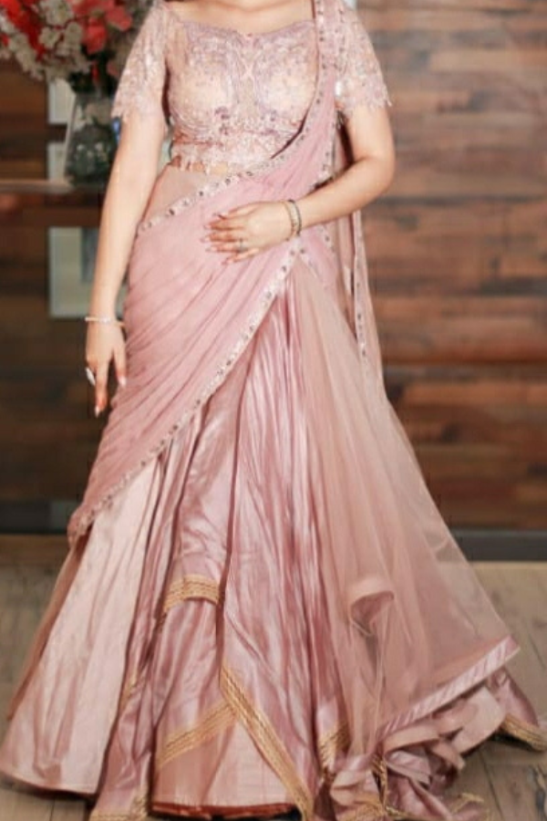 Sulakshna monga peach Lehenga set