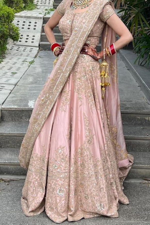 Anamika khanna lehenga best sale