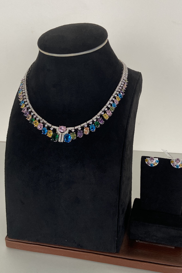 Multi colour necklace set
