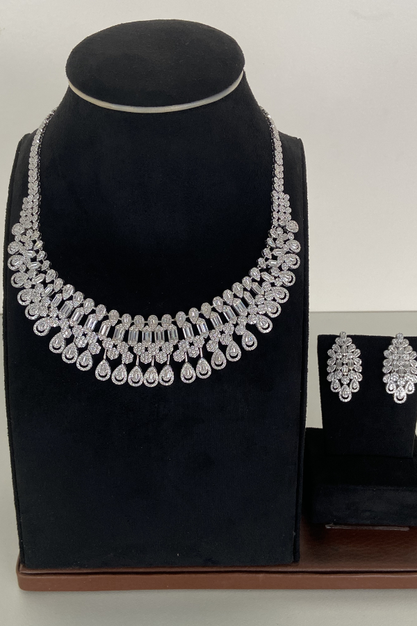 Crystal Neckalce set