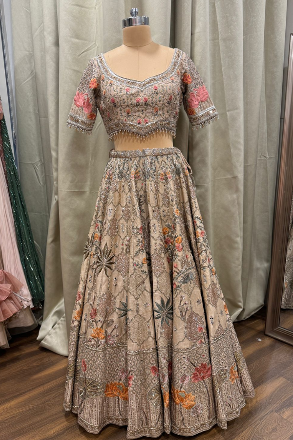 Royal Pichwai lehenga