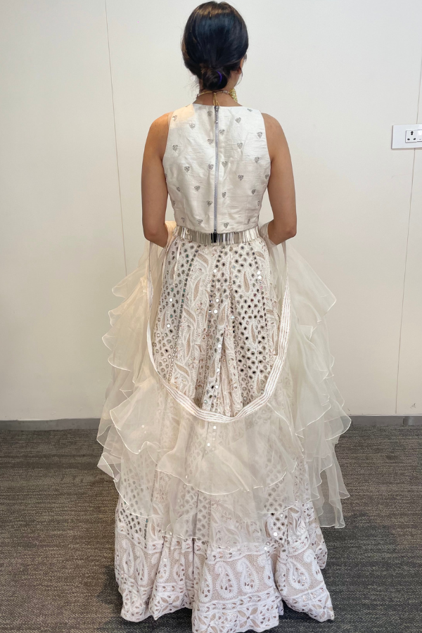 Brides That Wore The Most Amazing Chikankari Work Outfits! | WedMeGood