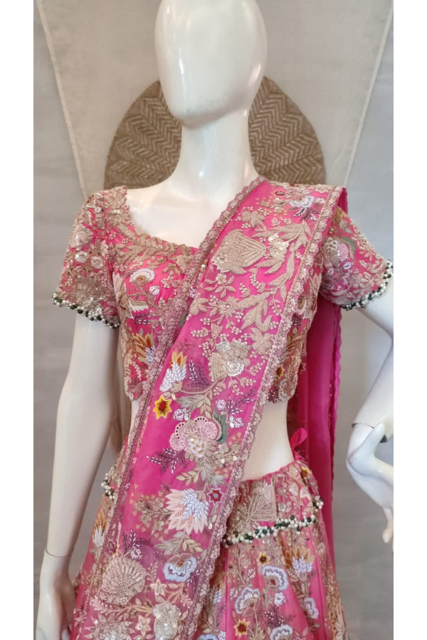 Anamika Khanna pink embroidered lehenga