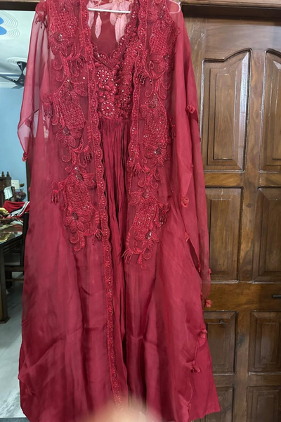 Awigna maroon Anarkali with cape