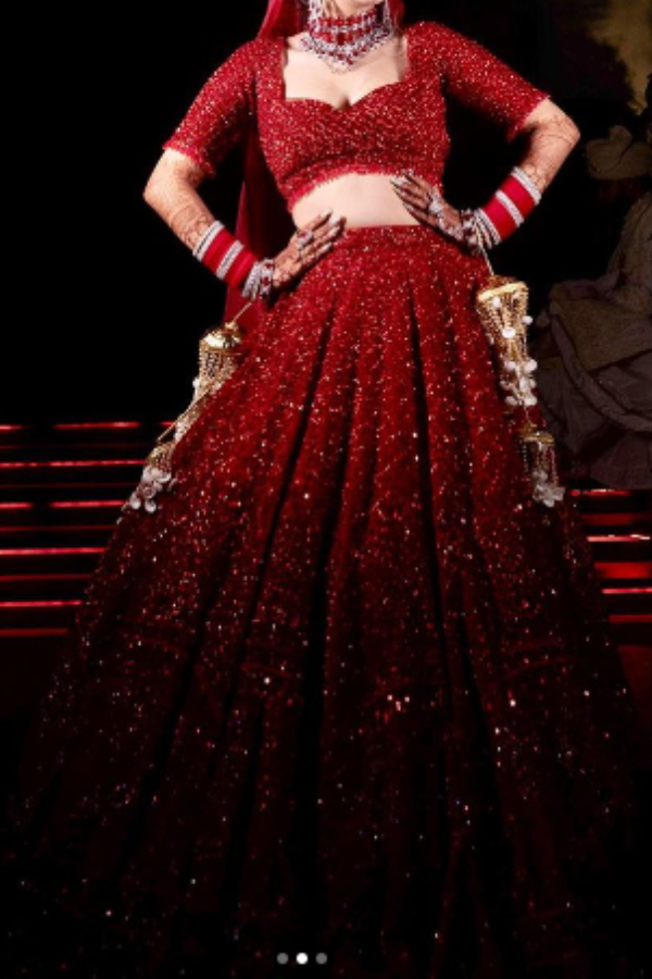 surabhi chopra red embellished lehenga