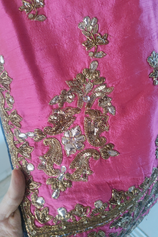 Manish Malhotra pink kurta with blue dupatta