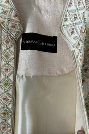 Shyamal & bhumika ivory embroidered sherwani