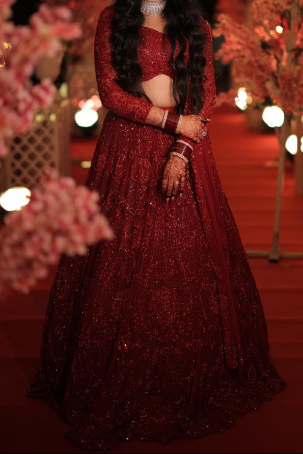 Surabhi Chopra Red embellished lehenga