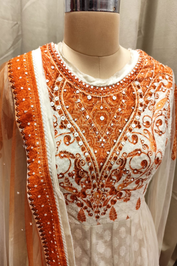 Tarun Tahiliani embroidered kurta set