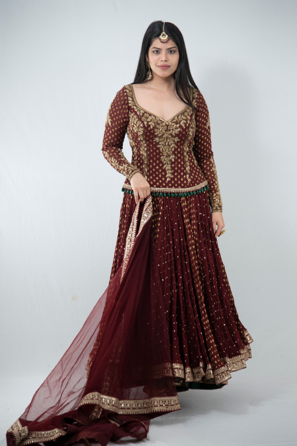 Breathtaking Anamika Khanna Bridal Lehengas We Are Currently Crushing On |  Indian bridal dress, Indian fashion dresses, Bridal outfits