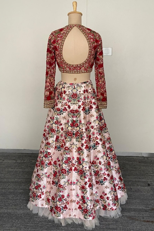 Gulaab lehenga set