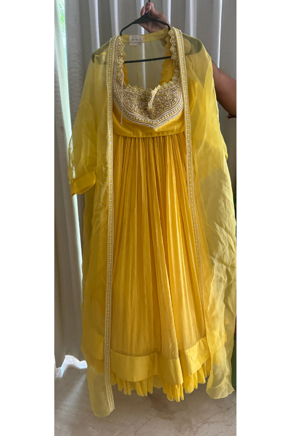 Ridhi Mehra yellow lehenga & cape set