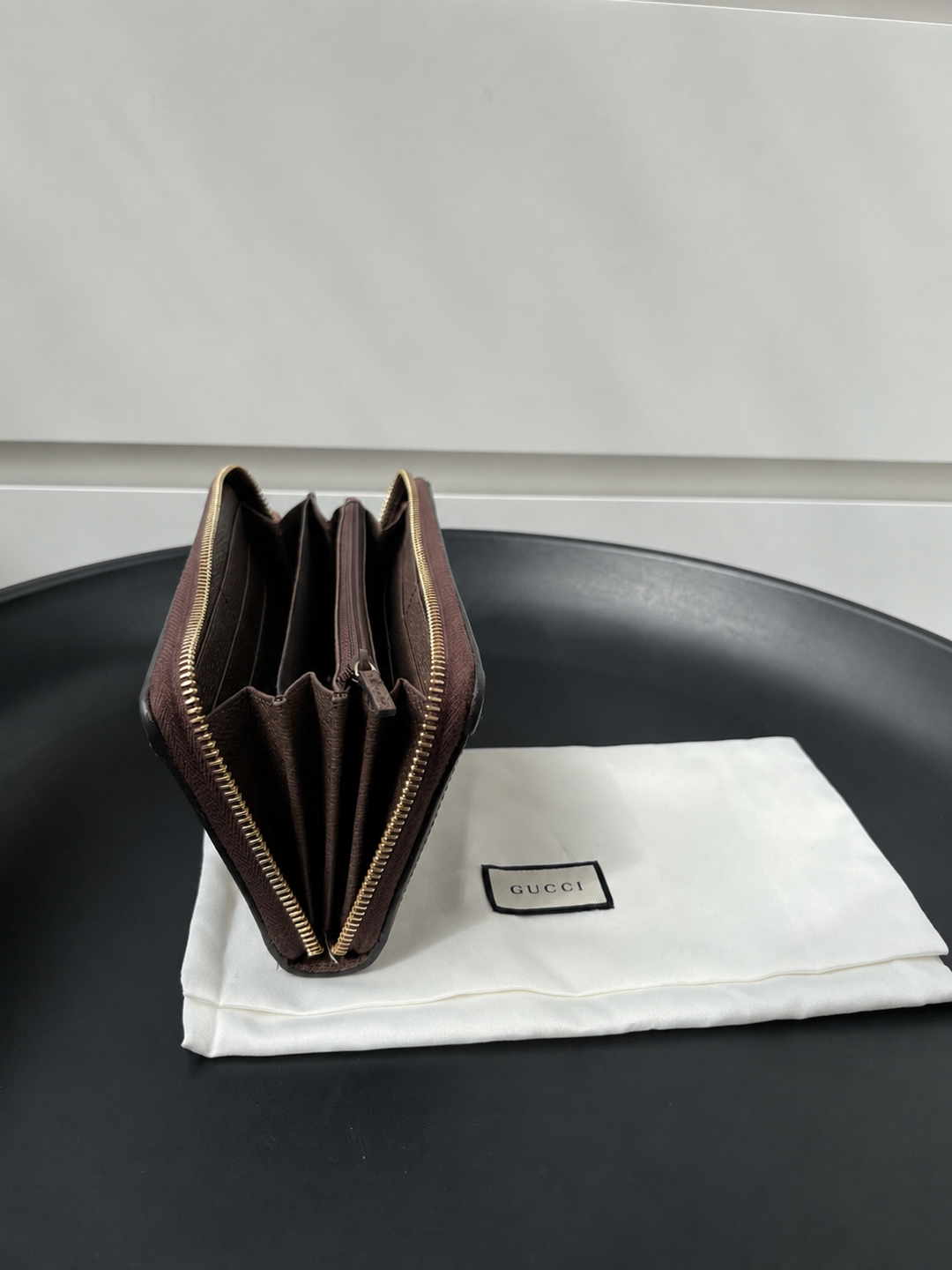 Gucci Ophidia zip around wallet