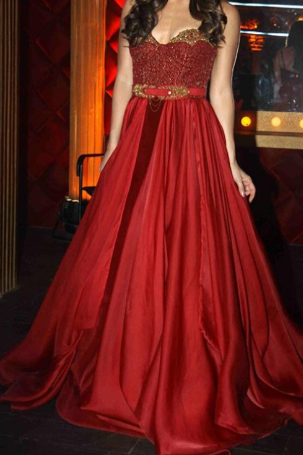 Shantanu & Nikhil Red Sweetheart Gown