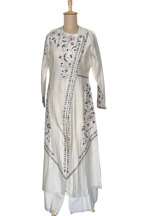 AM:PM Embroidered Kurta Set
