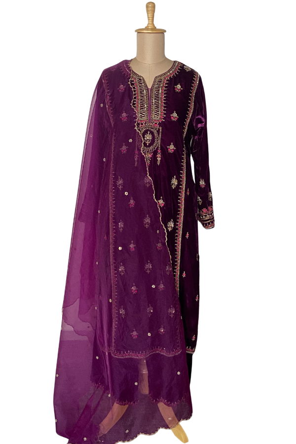 Sureena Chowdhri Plum Velvet Kurta Set