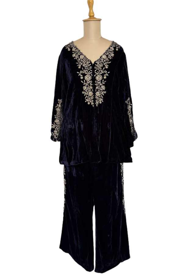 Dohr Navy Velvet Embroidered Co-Ord Set