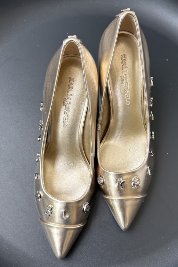 Karl Lagerfeld Paris pointed-toe pumps Size 37