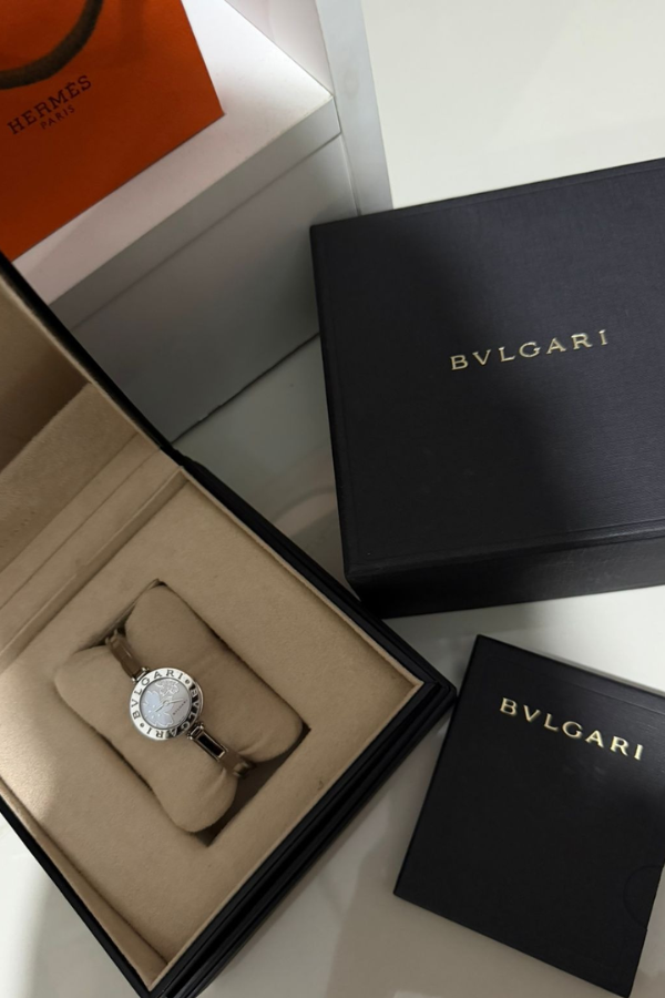 Bvlgari Mother of Pearl Flower Motif Diamond Women's Watch