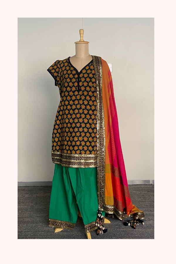 Vintage Sabyasachi Printed Kurta Set with Dupatta