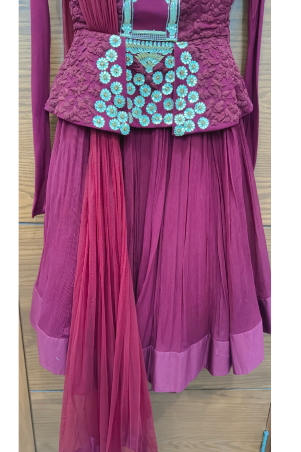 Ridhi Mehra Suit Set