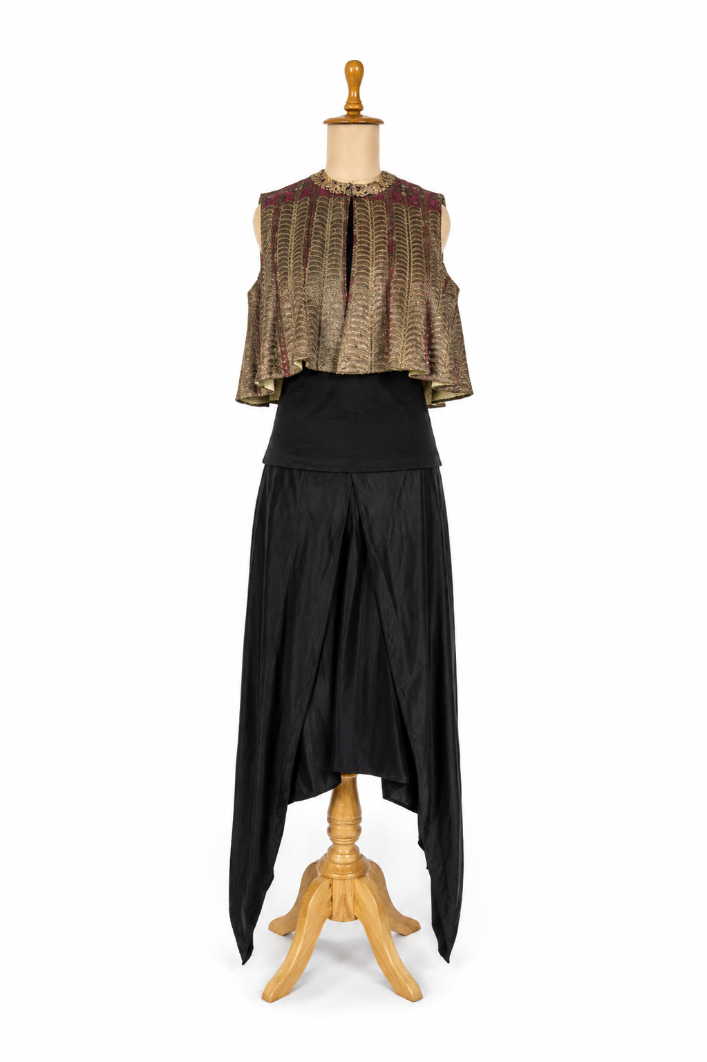Anamika Khanna Embellished Jacket Set