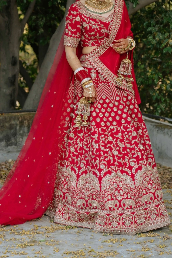 Mrunalini Rao Bridal Lehenga Set