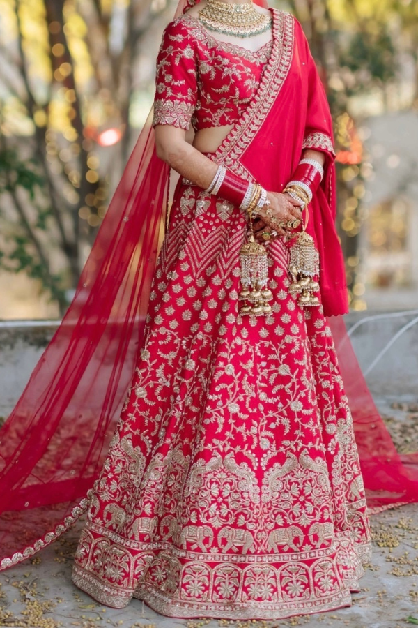 Mrunalini Rao Bridal Lehenga Set