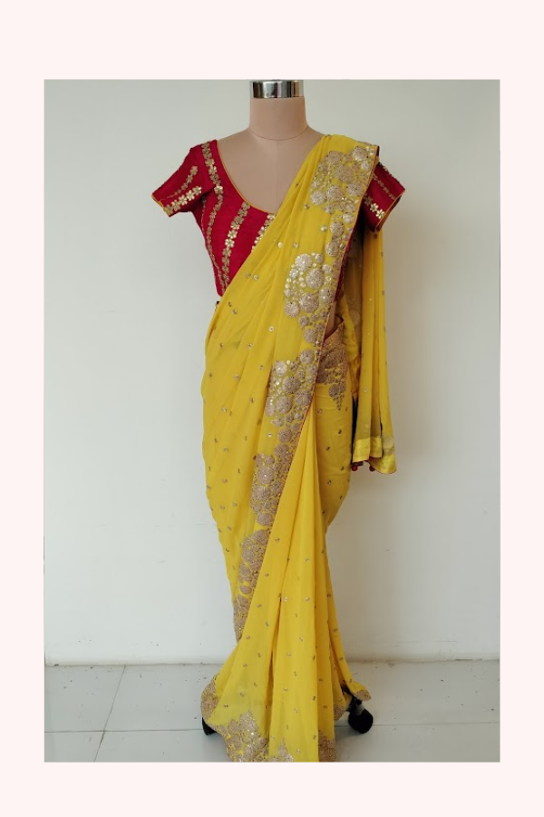 Nidhi Tholia Saree Set