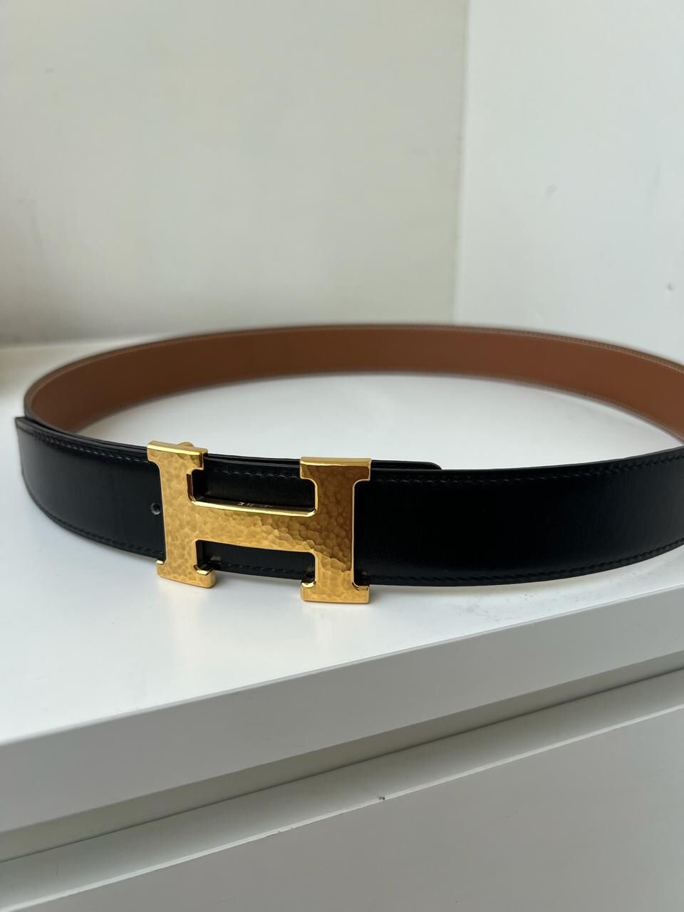 Hermès H Martelee Gold Buckle And Reversible Leather Belt Size 90