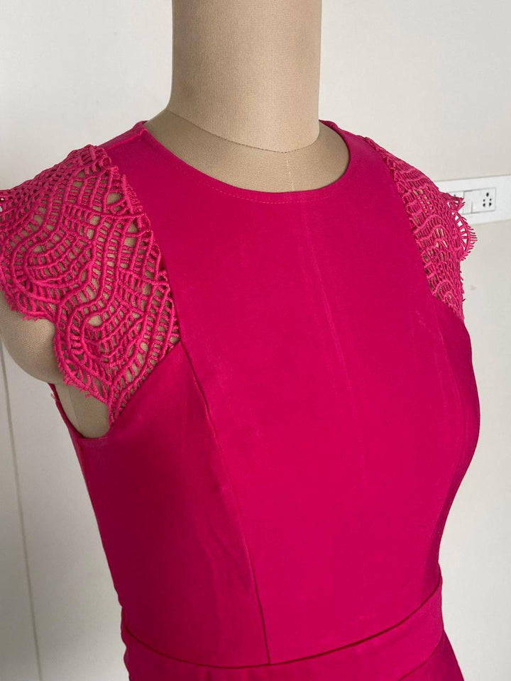 Karen Millen Fuchsia Lace-Sleeve Top