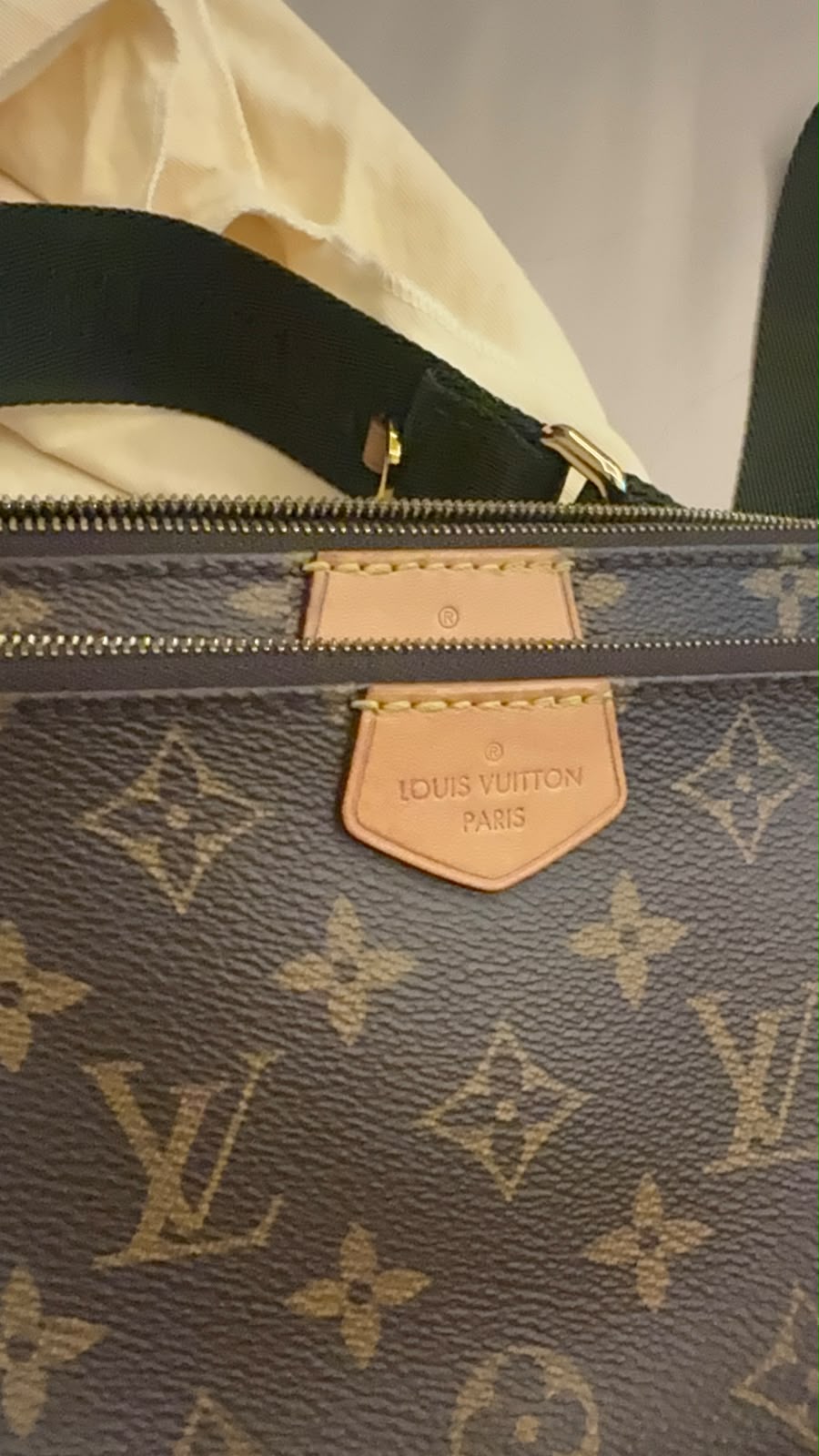 Louis Vuitton Multi Pochette Accessoires Monogram Canvas Crossbody Bag