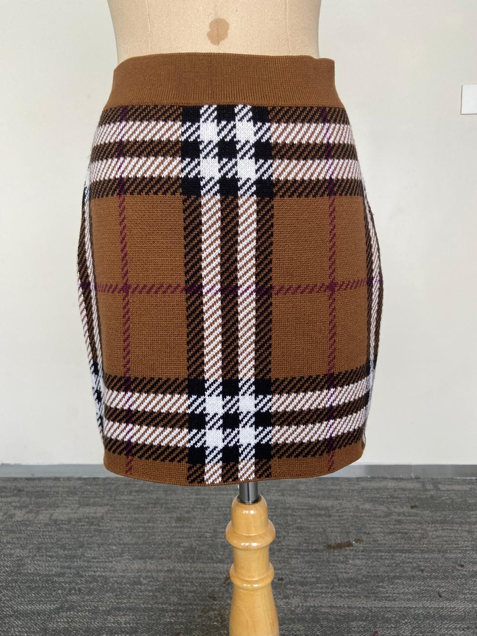 Burberry Birch Black Checkered Wool Mini Skirt Size- M