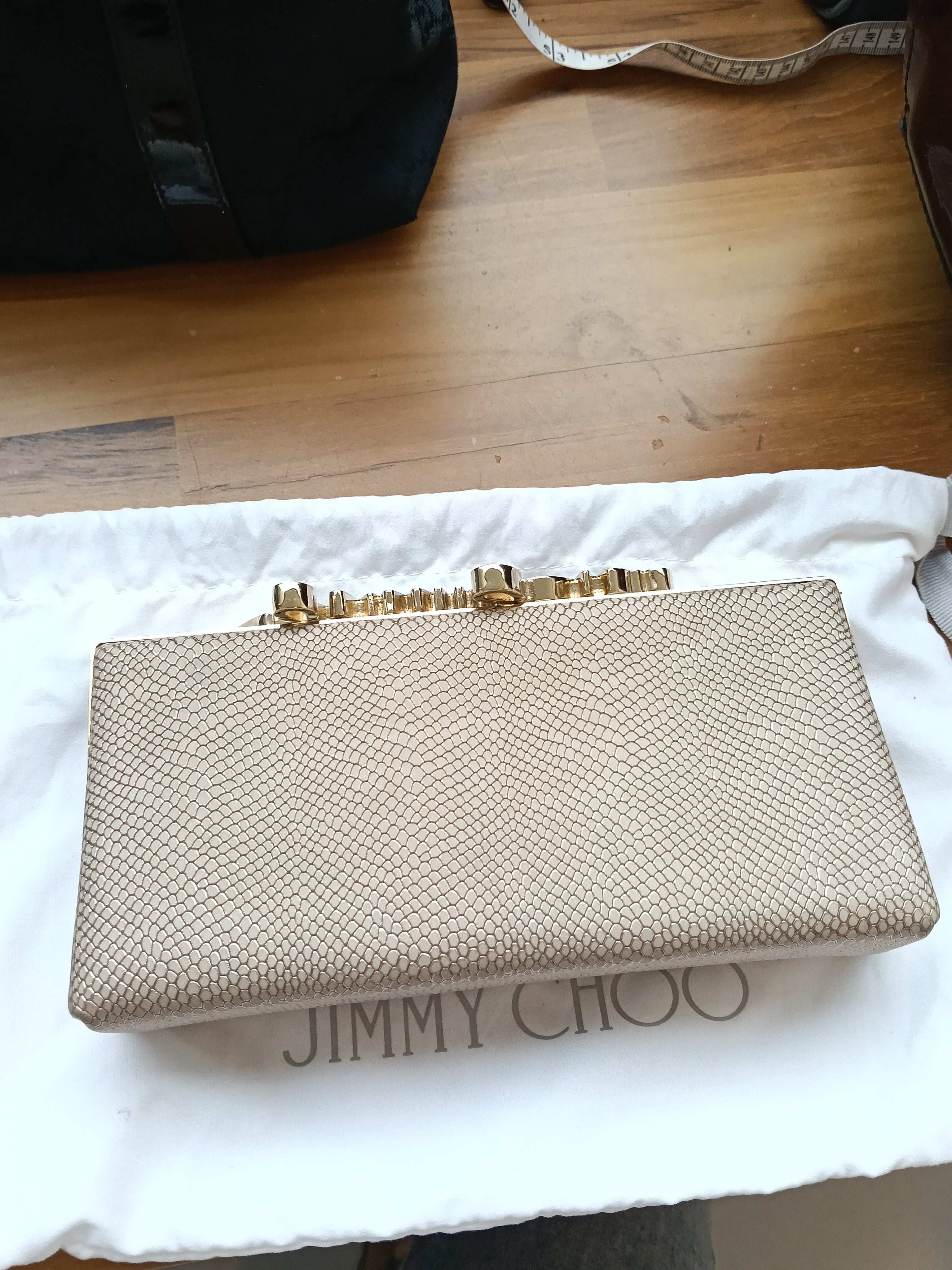 Jimmy Choo Celeste Crystal Clutch – Kuro