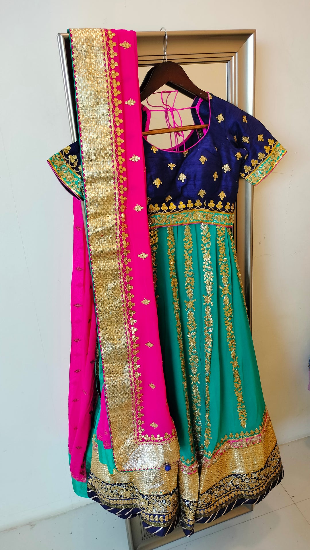 Nidhi Tholia Lehenga Set