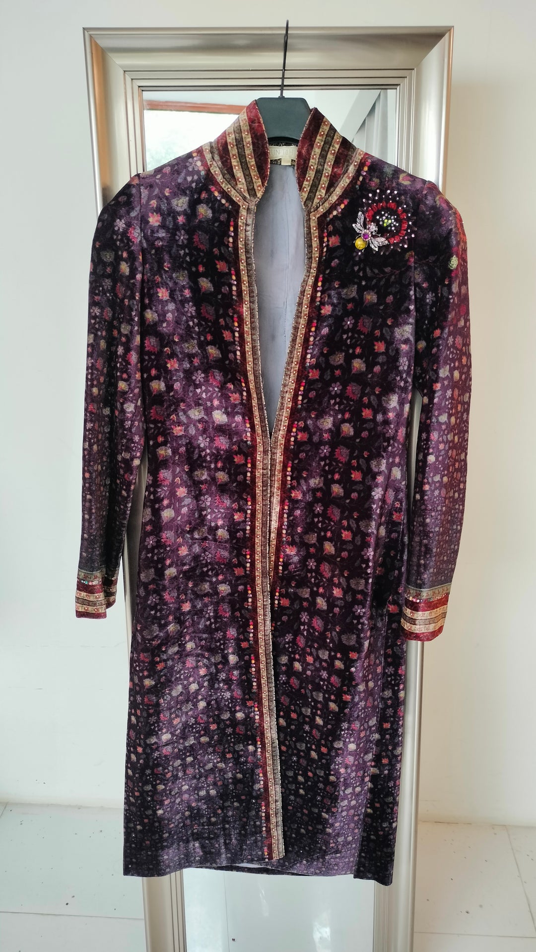 Tarun Tahiliani Velvet Jacket