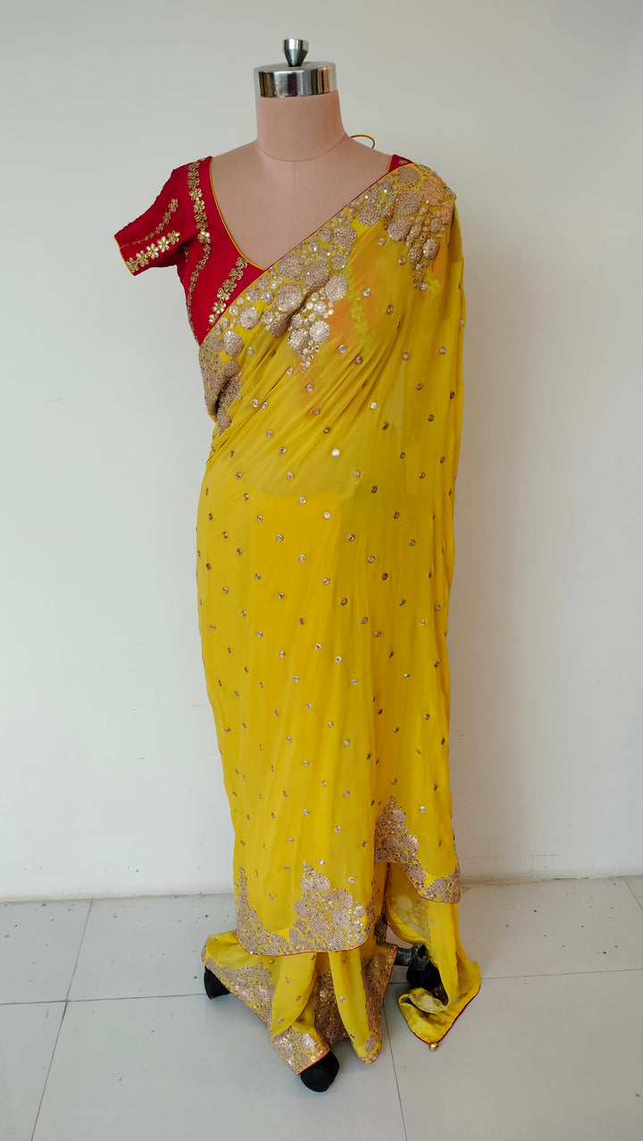 Nidhi Tholia Saree Set