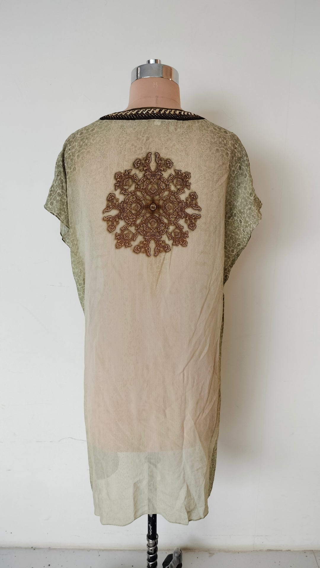 Tarun Tahiliani Kurta