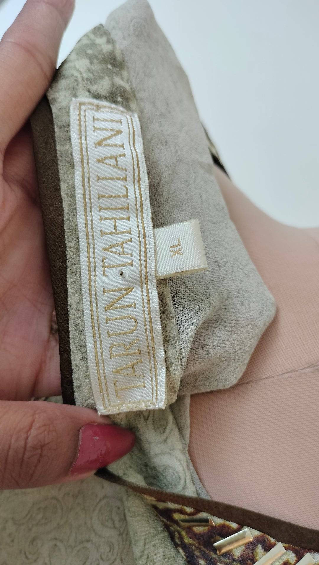 Tarun Tahiliani Kurta