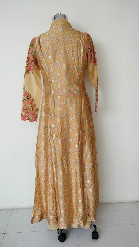 Liz Paul Pastel Embroidered Co-ord Set
